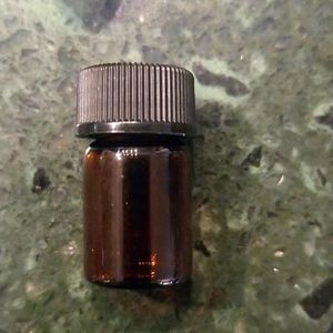15ml AMBER GLASS JARS 6ct. LOTS